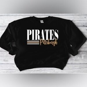 Pirates Striped Crewneck- black